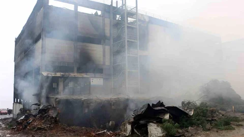 Trabzon'daki Fındık Fabrikasında Yangın Çıktı