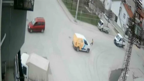 Karaman'da Küçük Çocuğa Araç Çarptı