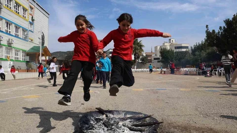Kozan'da Nevruz Coşkusu Yaşandı