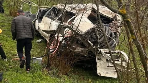 Ordu’da Minibüs Fındık Bahçesine Devrildi