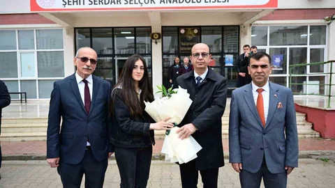 Malatya'da Başkan Geçit Öğrencilerle Buluştu