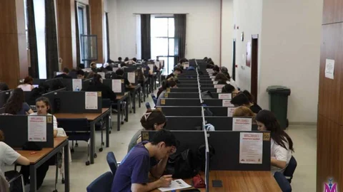 Şehzadeler'de Yeni Çalışma Salonu Açılıyor