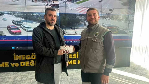 İnegöl'de Bulunan 200 Bin Lira Sahibine İade Edildi