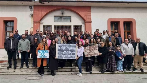 Salihli'de Mezunlar Buluşması Heyecanı
