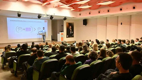 Manisa'da Yapay Zeka Eğitimi Düzenlendi