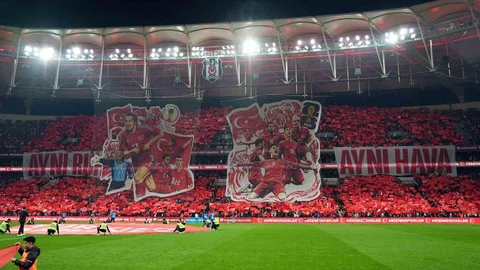 Milli Maça Özel Koreografi İstanbul'da