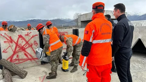 Erzincan'da Yaralı Tahliye Yarışması