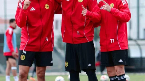 Eskişehirspor Karşıyaka Maçına Hazırlanıyor