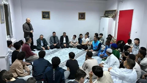 Uluslararası Öğrencilere Bayram Moral Desteği