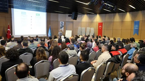 Küçükçekmece'de Resmi Yazışma Eğitimi Verildi