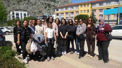 Antalya'da Veliler Öğretmene Destek Oldu