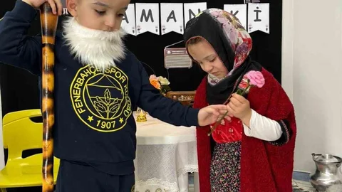 Aydıntepe'de Öğrencilerden Yaşlılar Haftası Kutlaması