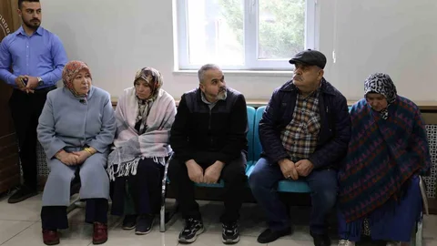 Kutsal Topraklar İçin Dolandırıldılar