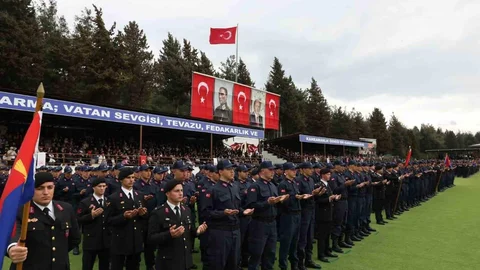 Çanakkale'de Acemi Erler Yemin Töreni Gerçekleştirildi
