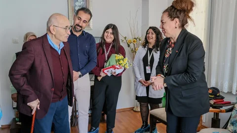 Tepecik Hastanesi’nden Kıbrıs Gazisine Ziyaret