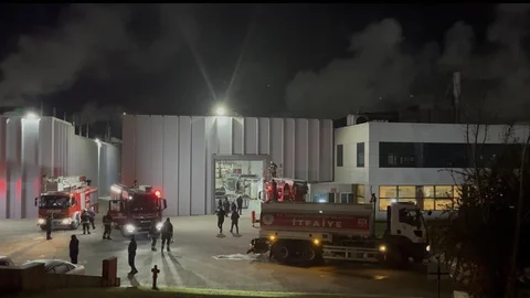 Çerkezköy'de Tekstil Fabrikası Yangını Kontrol Altına Alındı