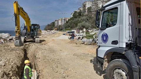 Gemlik’te Altyapı Çalışmaları Devam Ediyor
