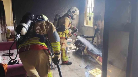 Antakya'da Ev Yangını Kontrol Altına Alındı