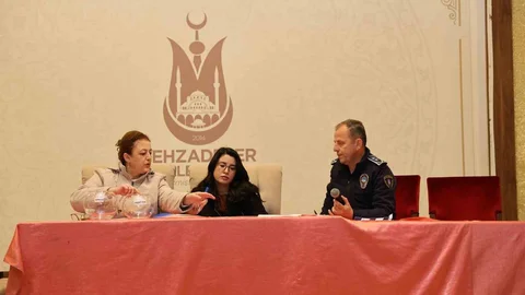 Şehzadeler'de Pazarcılar İçin Kura Çekimi Yapıldı