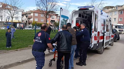 Bursa'da 3 Katlı Binada Yangın Çıktı