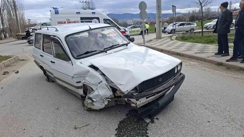 Hisarcık'ta Trafik Kazası Meydana Geldi