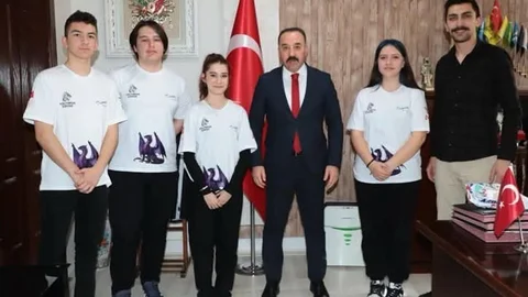 Aksaraylı Gençler Yarışmaya Hazırlanıyor