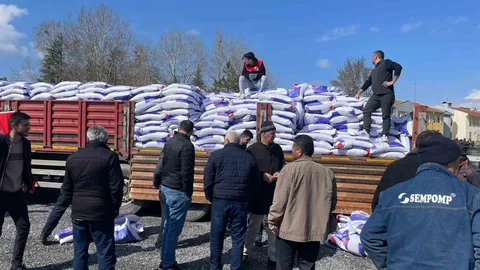 Beyşehir'de Nohut Tohumu Dağıtımı Yapıldı