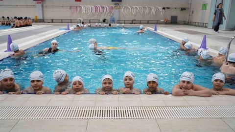 Minik Kulaçlar Projesi Gaziantep'te Başladı