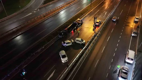 Ataşehir'de Zincirleme Kaza Oldu