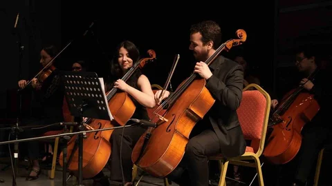 Kocaeli Orkestrası Dizi Müziklerini Çaldı