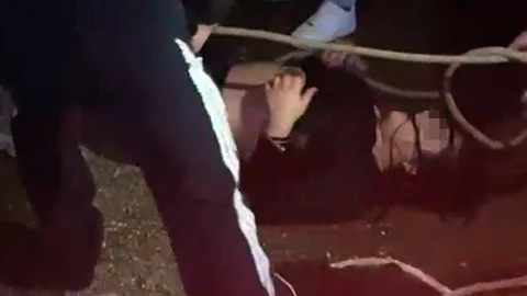 Marmaris'te Denize Atlayan Kadın Kurtarıldı