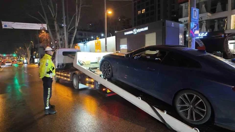 İstanbul'da Makas Atan Genç Ceza Aldı