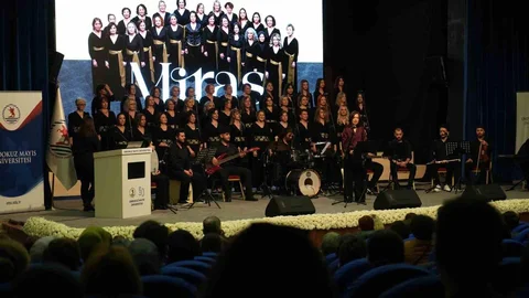 OMÜKAM Kadınlar Korosu'ndan Müzik Şöleni