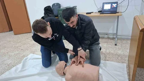 Gördes'te İlk Yardım Eğitimleri Başladı