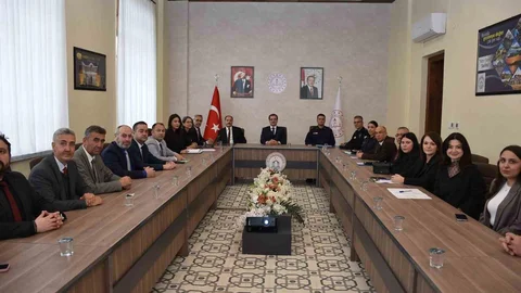 Salihli'de Şiddetle Mücadele Toplantısı