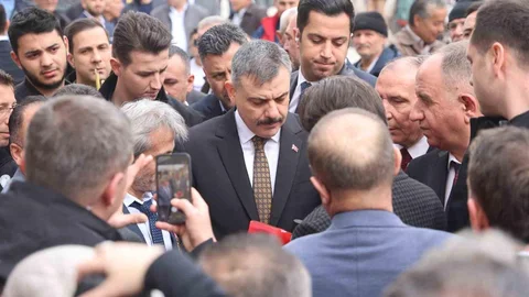 İçişleri Bakanı Konya'da Ziyaretler Gerçekleştirdi