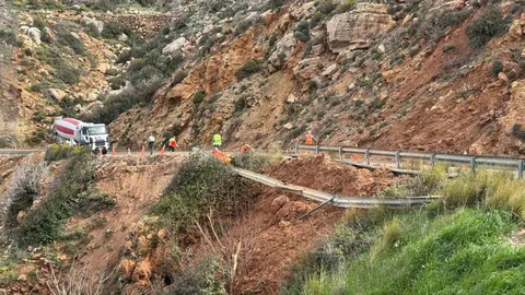 Mersin’de Yol Çökmesi Onarım Çalışmaları Devam Ediyor