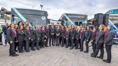 İzmir'de Ulaşım Yatırımları Açıklandı