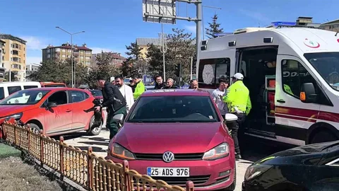 Erzurum'da Köpek Kazaya Neden Oldu