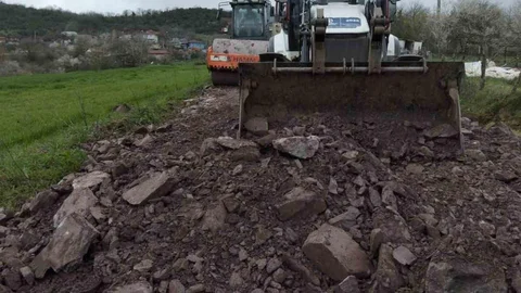Kocaeli'de Yol Düzenleme Çalışması