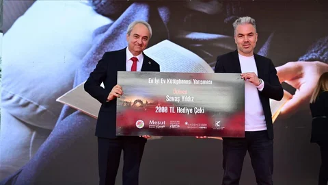 Kepez'de Ev Kütüphanesi Ödülleri Verildi