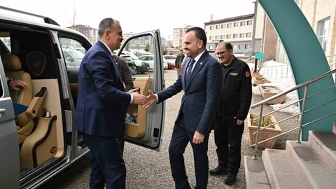 Ağrı Valisi Bozkurt'un Erzurum Temasları