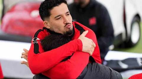 A Milli Takım Yağmurda Antrenman Yaptı