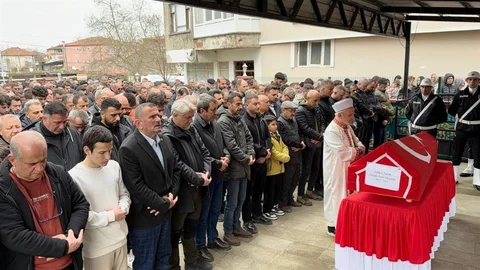 Sakarya'da Polis Memuru Son Yolculuğuna Uğurlandı
