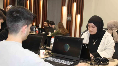 Kayseri'de TUA Astro Hackathon Yarışması Başladı