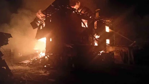 Kastamonu'da İki Evde Yangın Çıktı