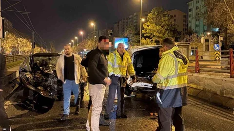 Kayseri'de Alkollü Sürücü Kazada Yaralandı