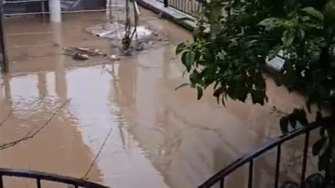 Didim'de Şiddetli Yağış Etkili Oldu