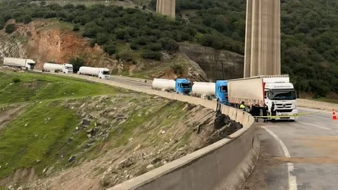 Gaziantep'te İki Tır Çarpıştı