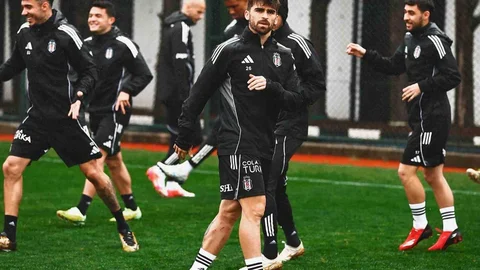 Beşiktaş Fenerbahçe Maçı Hazırlıkları Devam Ediyor